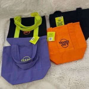 Trader Joe's Trick Or Treat Canvas Tote Bags-
Limited Edition, set of 4